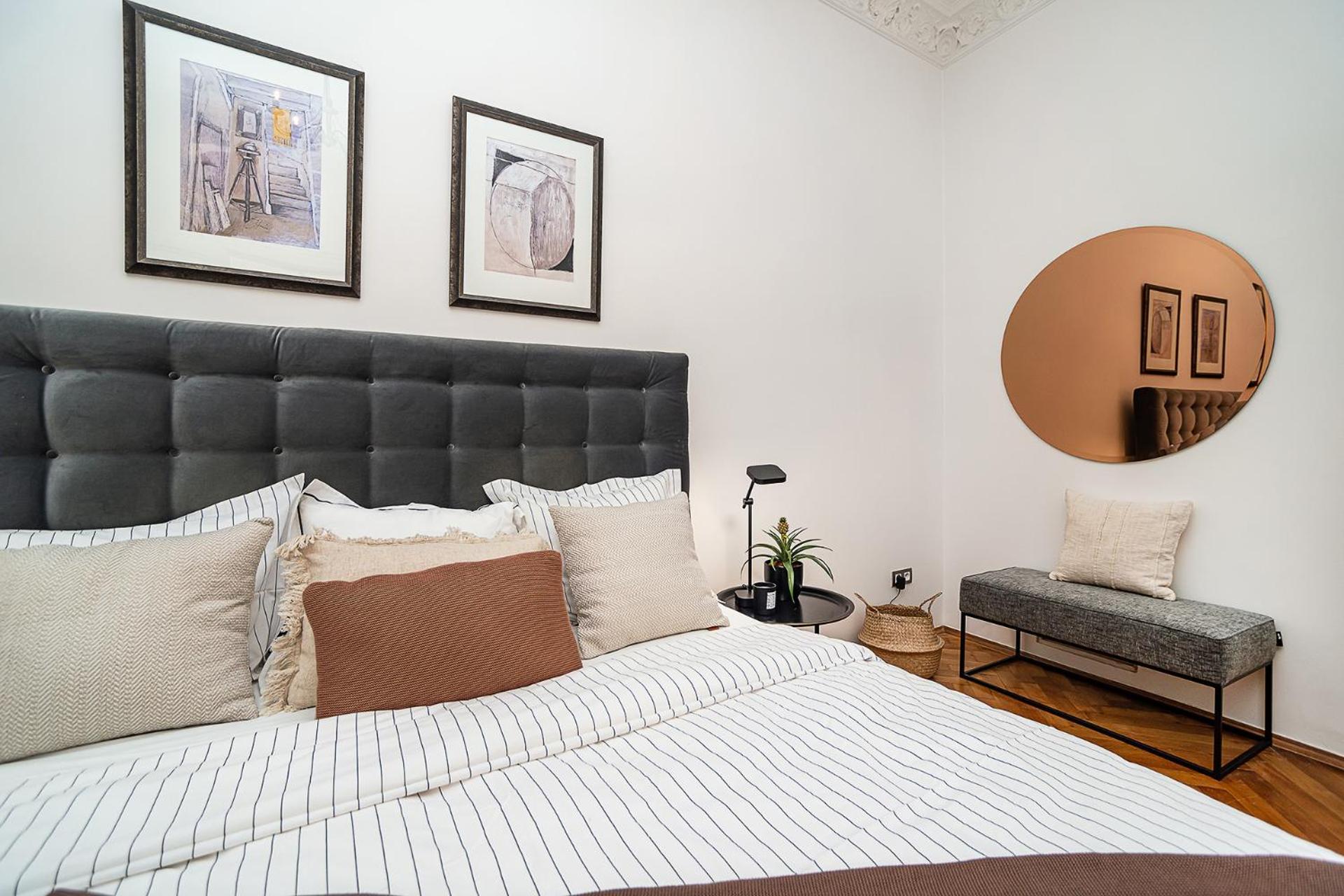 Luxurious Two-bedroom In The Old Town Praha
