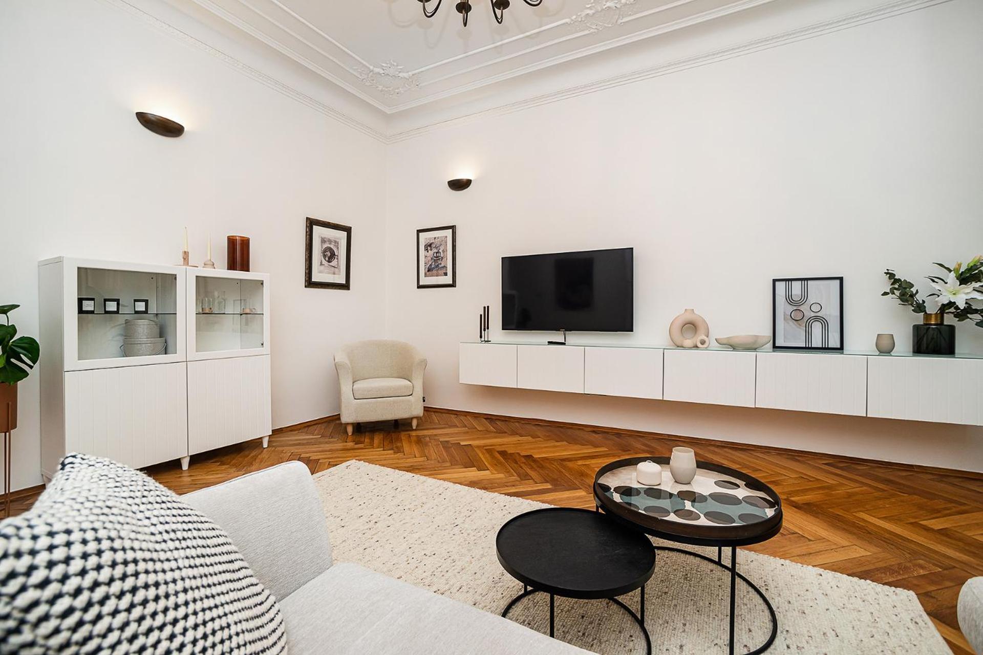 Luxurious Two-bedroom In The Old Town Apartmán