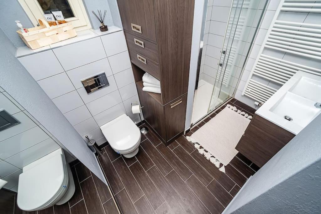 Apartment Luxurious Two-bedroom In The Old Town
