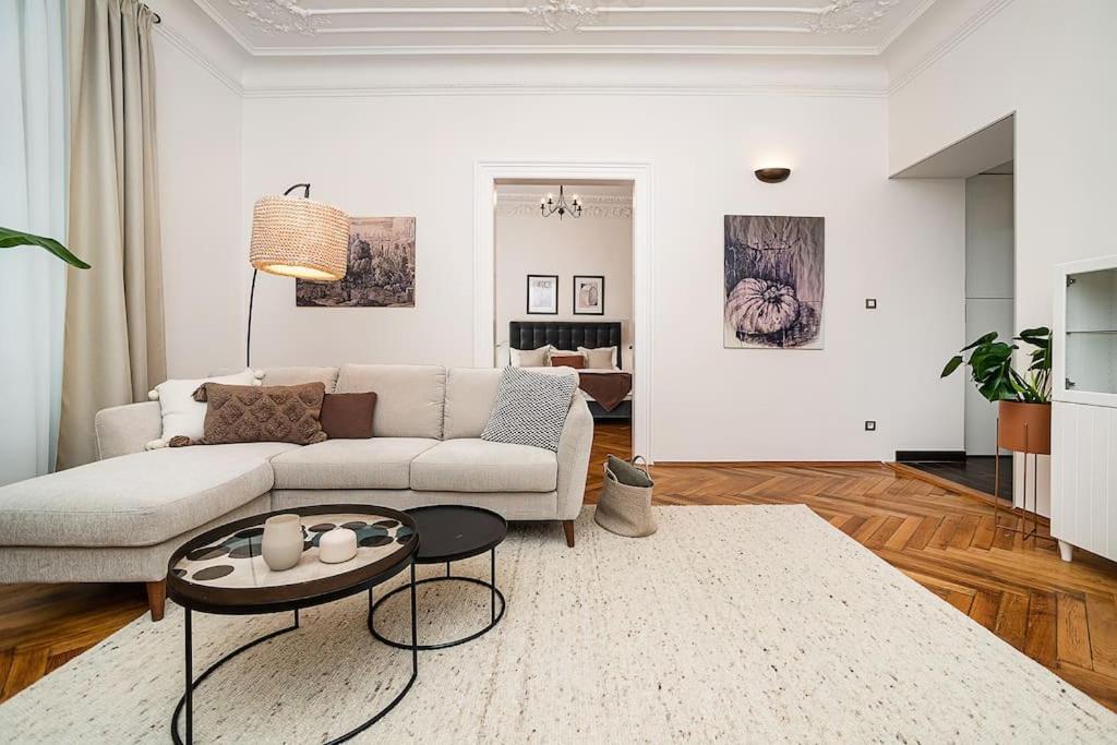 Luxurious Two-bedroom In The Old Town * Praha