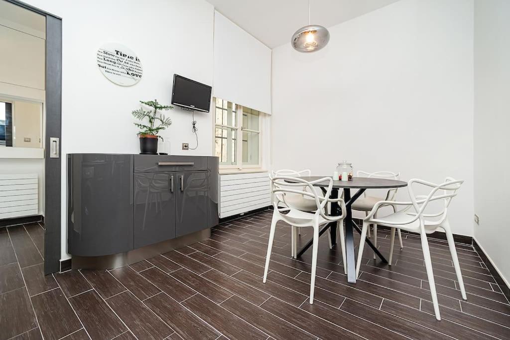 Apartmán Luxurious Two-bedroom In The Old Town Praha