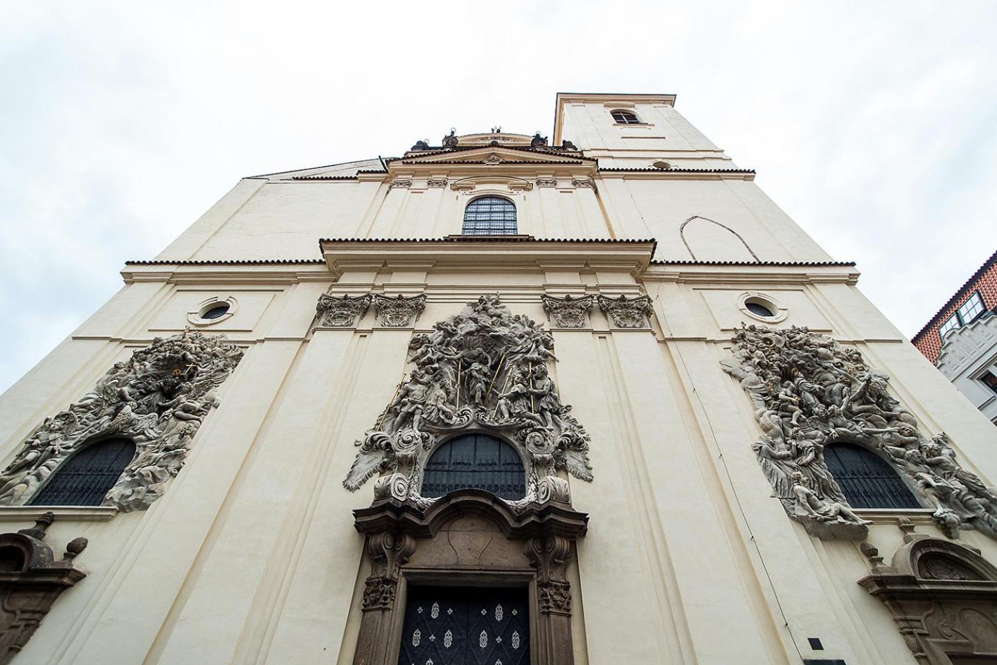 Luxurious Two-bedroom In The Old Town Praha